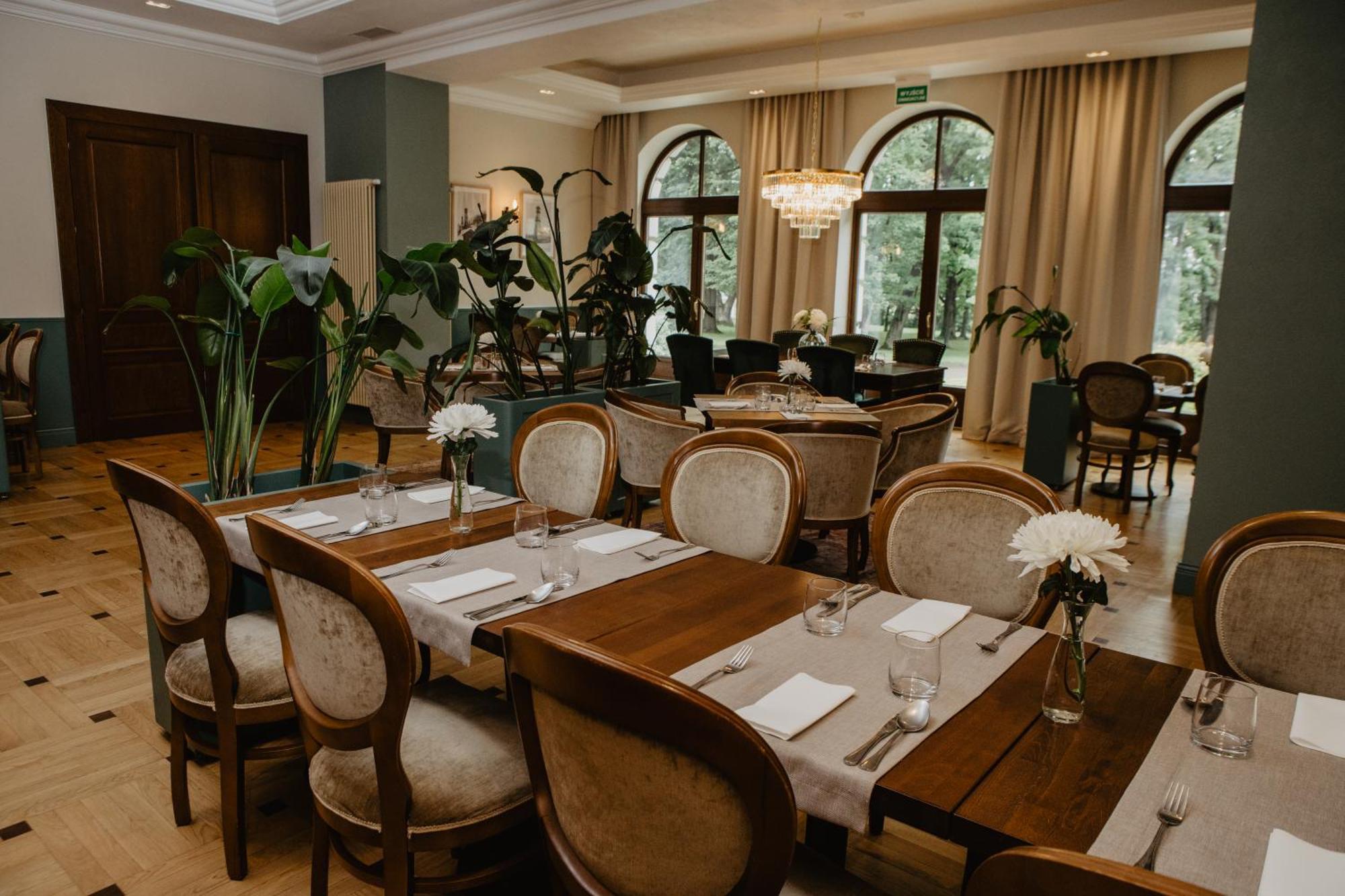 מלון קרוסנו Polanka Conference Center מראה חיצוני תמונה